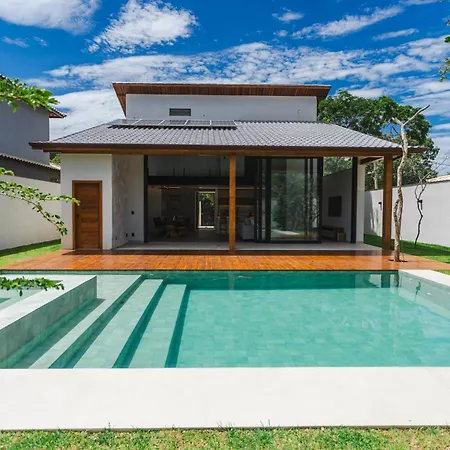 Luxury House In Gated Community With Pool Near Beaches!-2